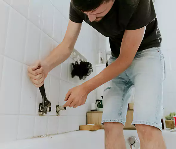 Affordable Bathtub Faucet Replacement in Newburyport: Choose Experienced Local Technicians